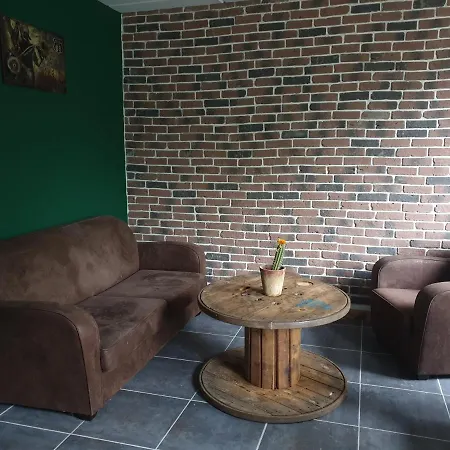 Sas Road Runner Cafe Bed & Breakfast *
